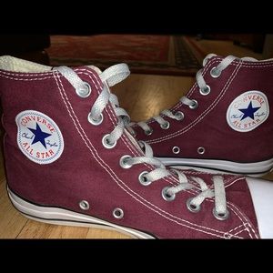 Maroon Hightop converse